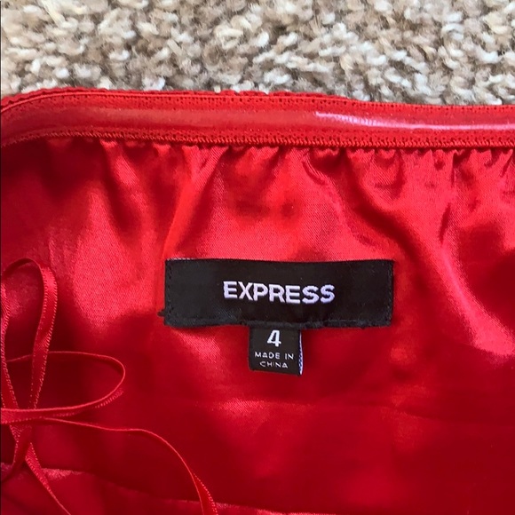 Express ruched strapless dress - Picture 2 of 6